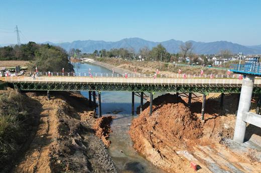 宣城至东至高速公路泾县至青阳界段路基01标