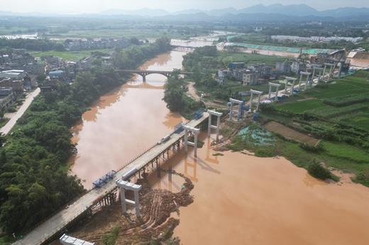 西部陆海新通道平陆运河跨线桥梁工程施工三标