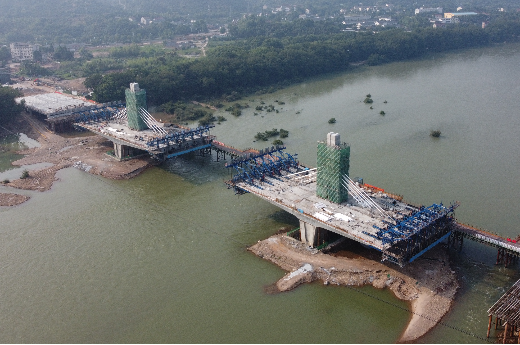 碧湖大桥改扩建工程