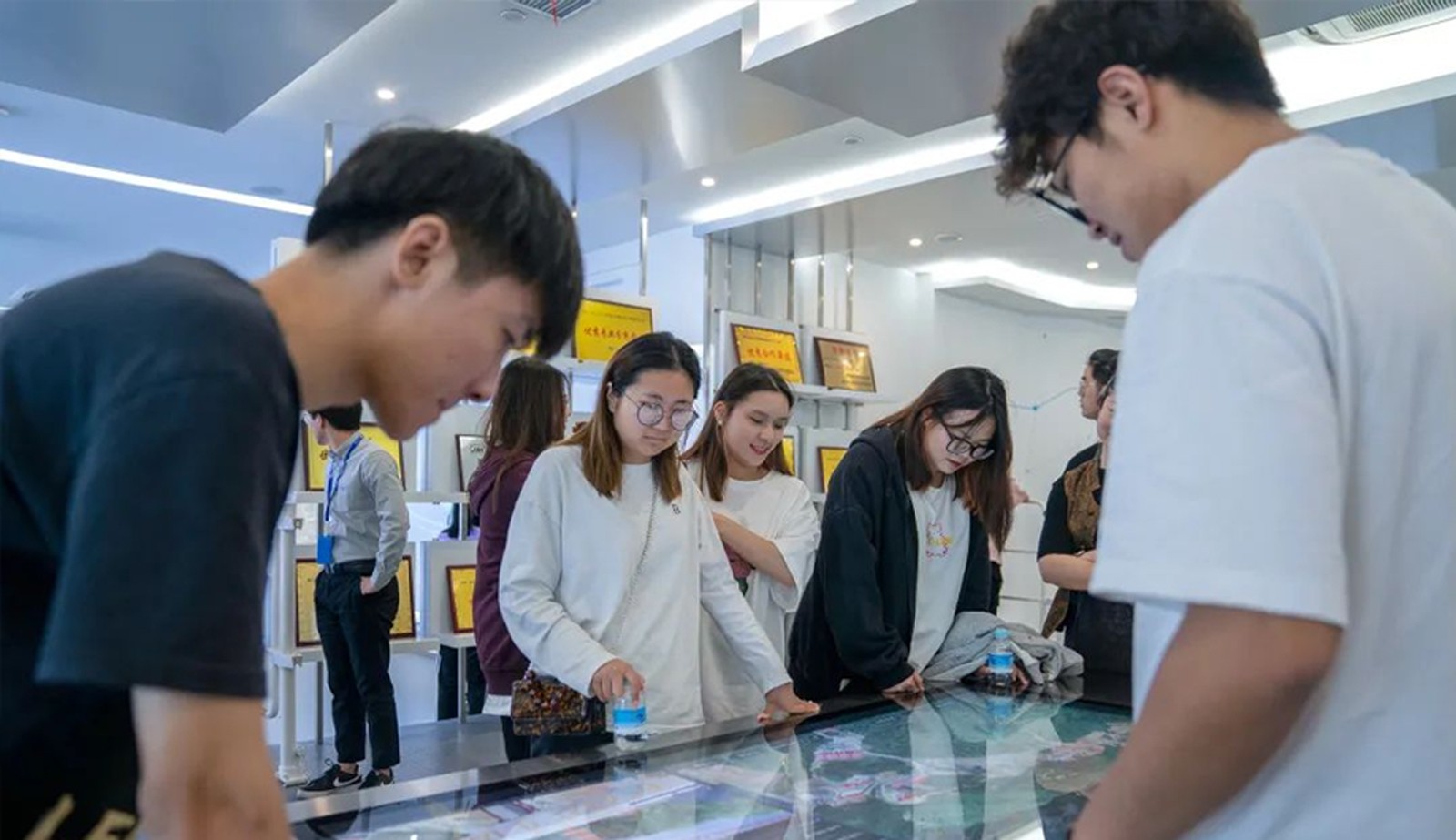 新闻嘉兴南洋31600.jpg 新闻嘉兴南洋31600.jpg